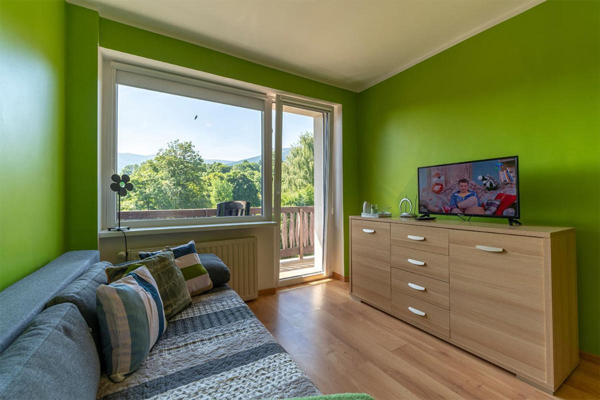 Apartamenty Wiosenna シクラルスカ・ポレンバ エクステリア 写真