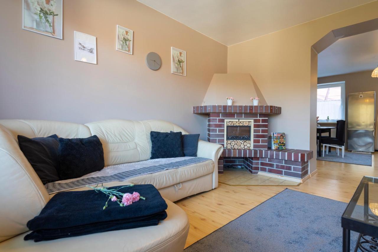 Apartamenty Wiosenna シクラルスカ・ポレンバ エクステリア 写真