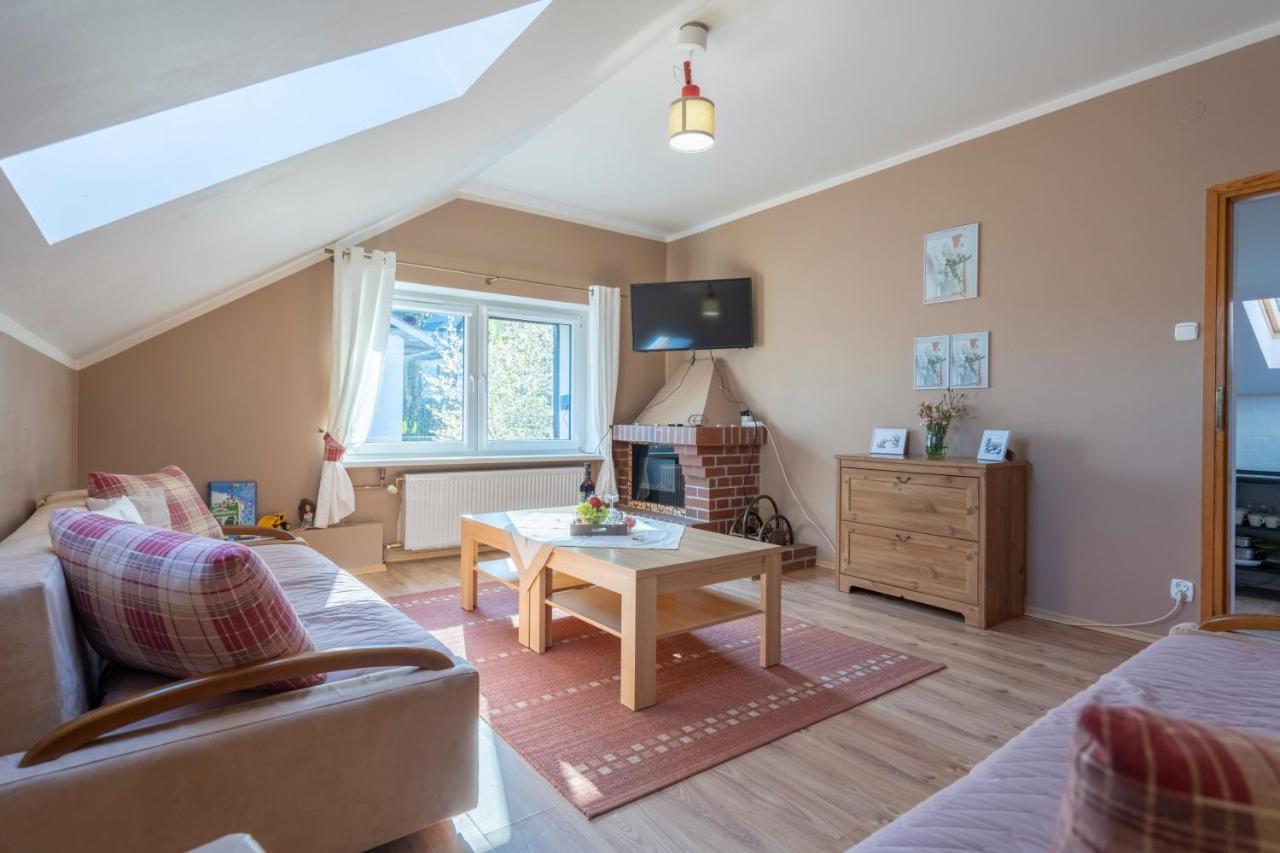 Apartamenty Wiosenna シクラルスカ・ポレンバ エクステリア 写真