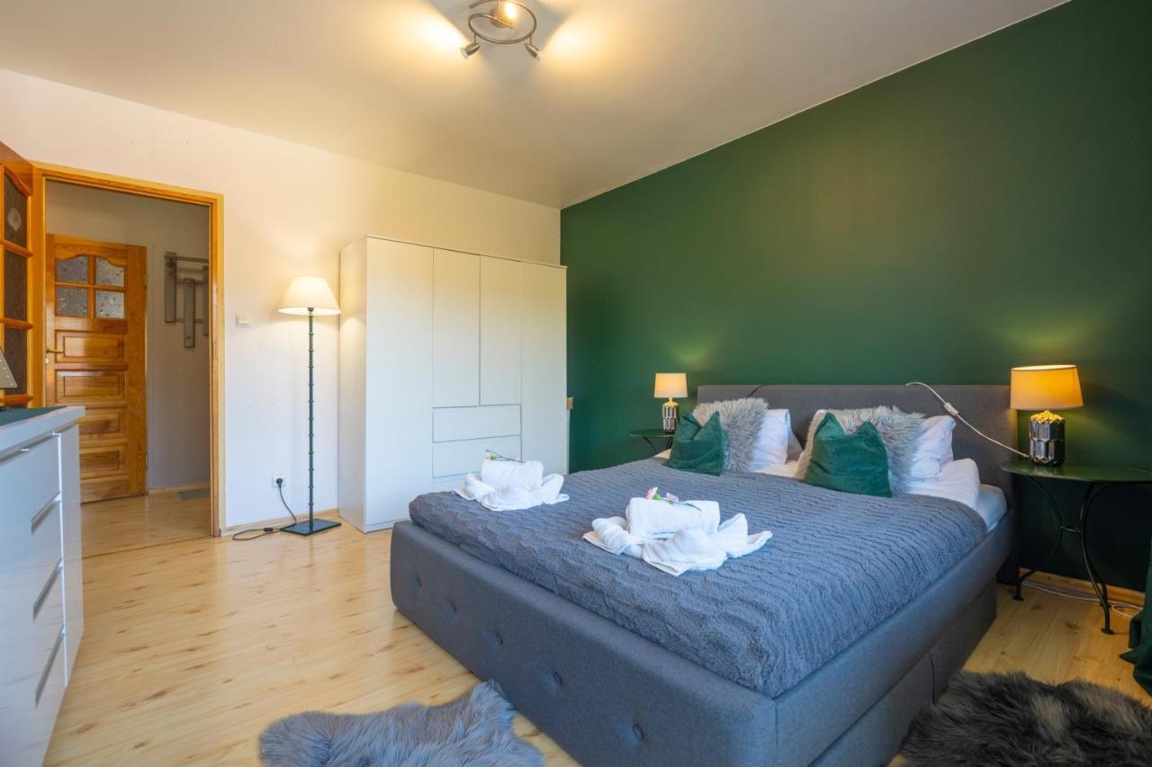 Apartamenty Wiosenna シクラルスカ・ポレンバ エクステリア 写真